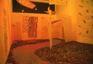 El Bosque installation, Acrylic, bamboo & tobacco leaves, Museo Jacobo Borges, Caracas, 2002 a